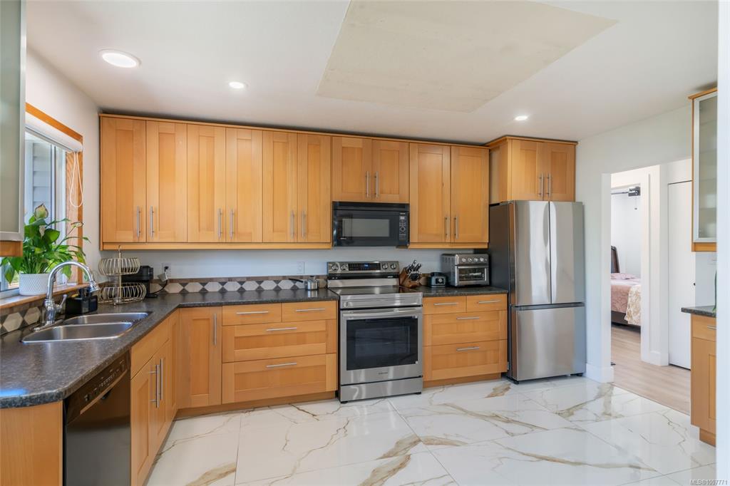 Fifth View of 5954 Broadway Rd, Nanaimo, BC, V9V 1C9