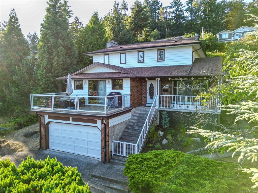 Third View of 3270 Smugglers Hill Dr, Nanaimo, BC, V9R 1T8