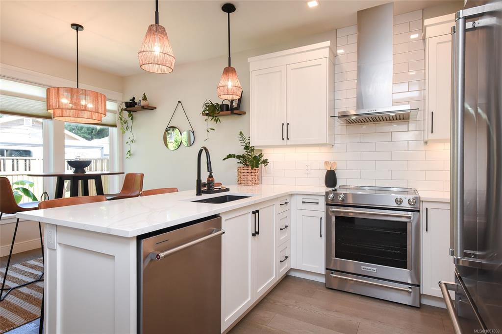 468 Anderton Rd, 1007803, BC,