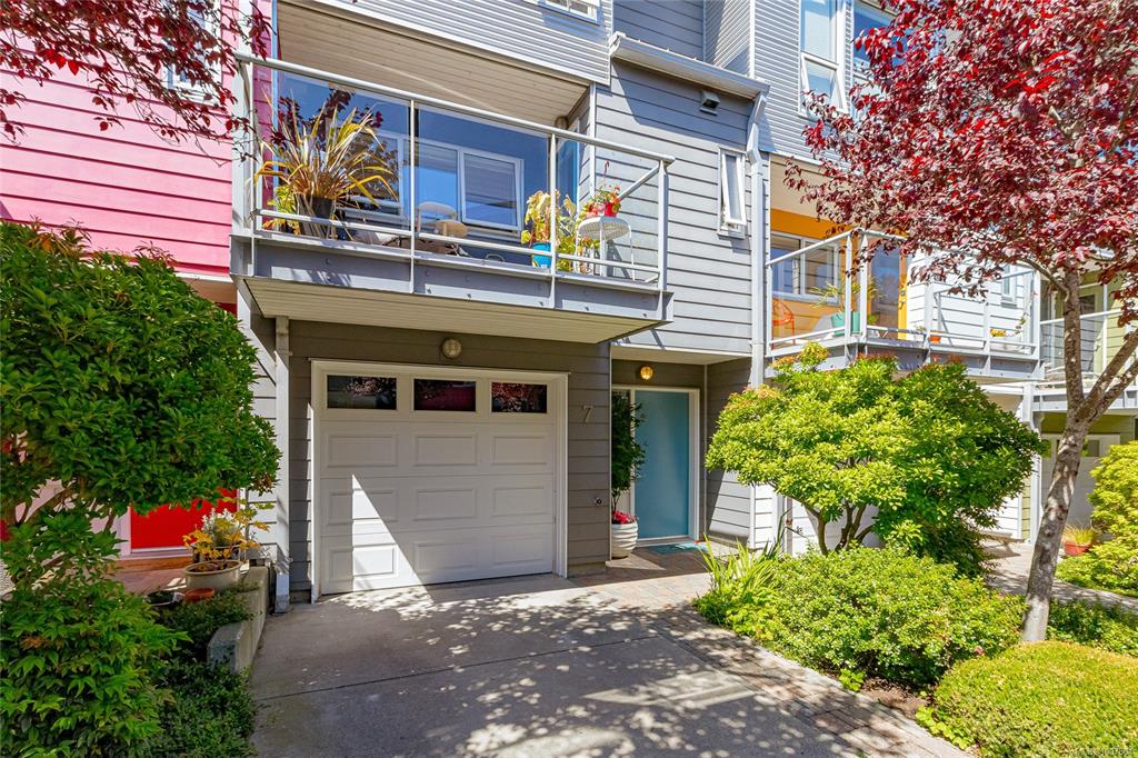 Fourth View of 795 Central Spur Rd, The Railyards, Victoria, BC, V9A 7R3
