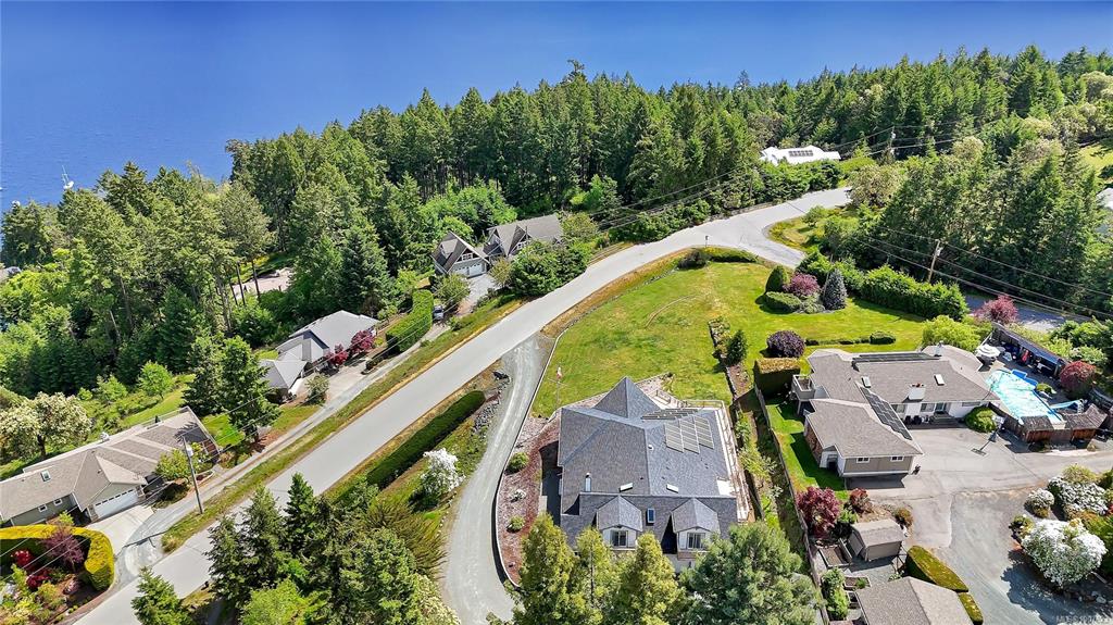6572 Birds Eye Dr, 1007823, BC,