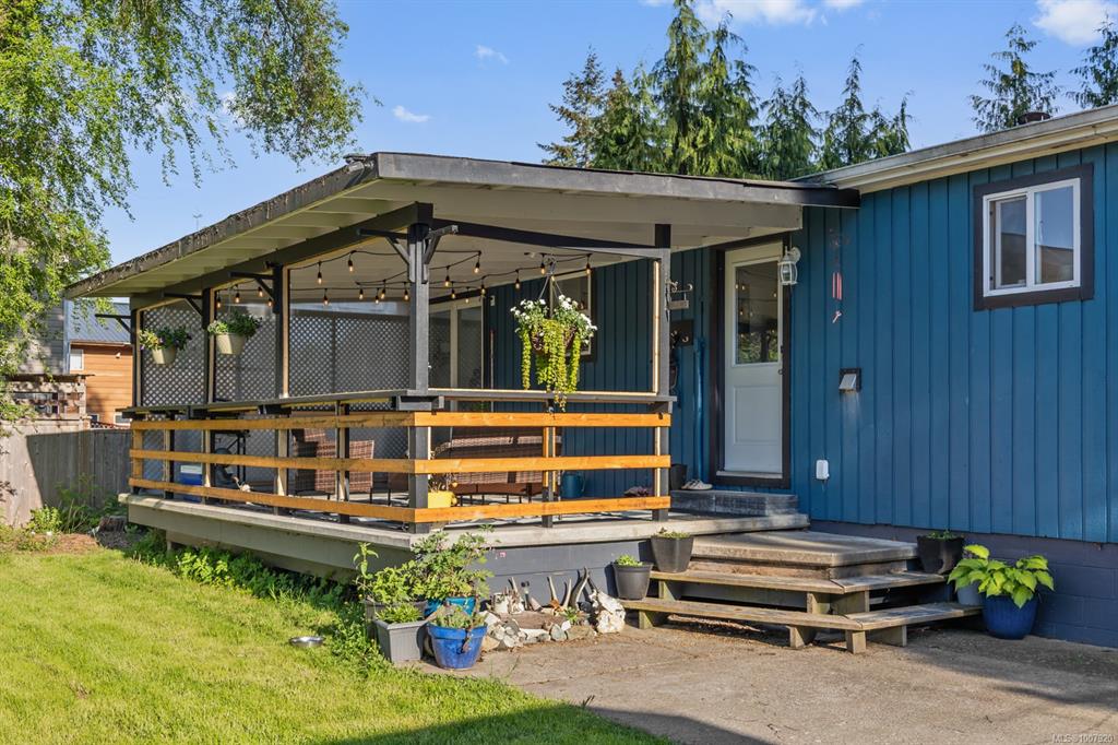 Fourth View of 1770 Holmstrom Rd, Campbell River, BC, V9W 3T3