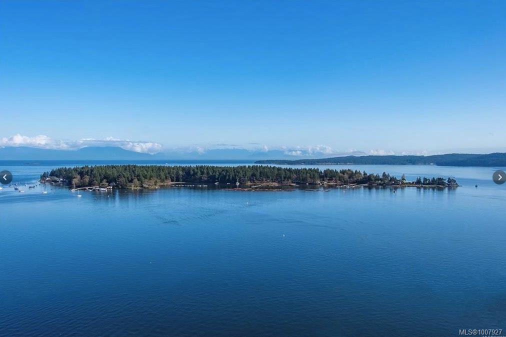 103 Captain Morgans Blvd, 1007927, BC,