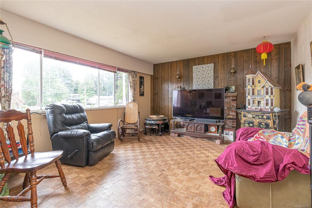 Fifth View of 2186 Eastleigh Way, Sidney, BC, V8L 1T1