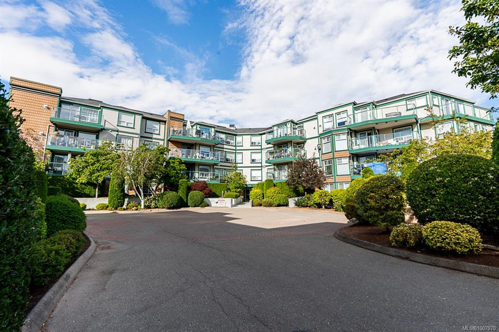 899 Darwin Ave, 1007970, BC,