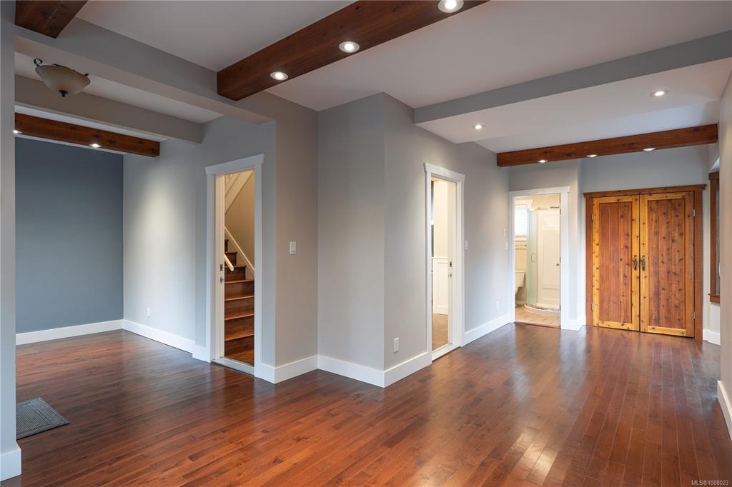 Fourth View of 351 Wesley St, Nanaimo, BC, V9R 2T5