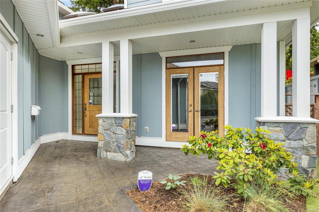 Fifth View of 3927 Druce Lane, Saanich, BC, V8P 0A2