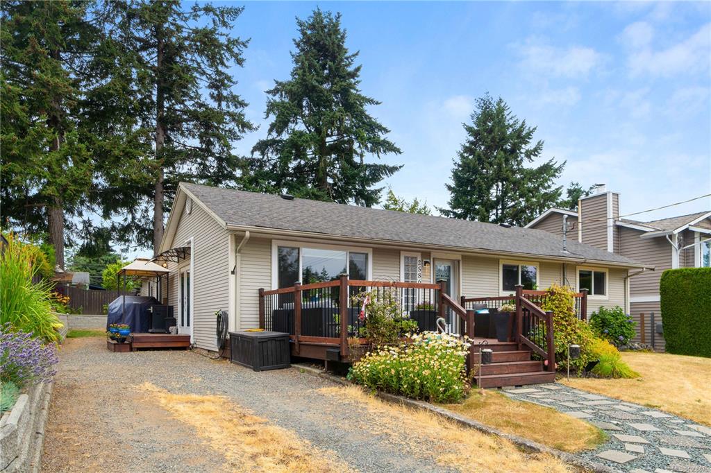 2586 Theresa Terr, 1008075, BC,