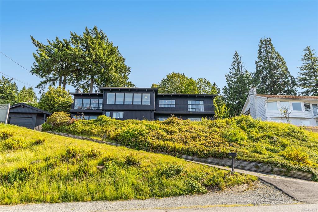 Fifth View of 5343 Dewar Rd, Nanaimo, BC, V9T 5G1