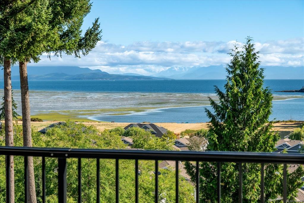 1325 Cape Cod Dr, 1008104, BC,