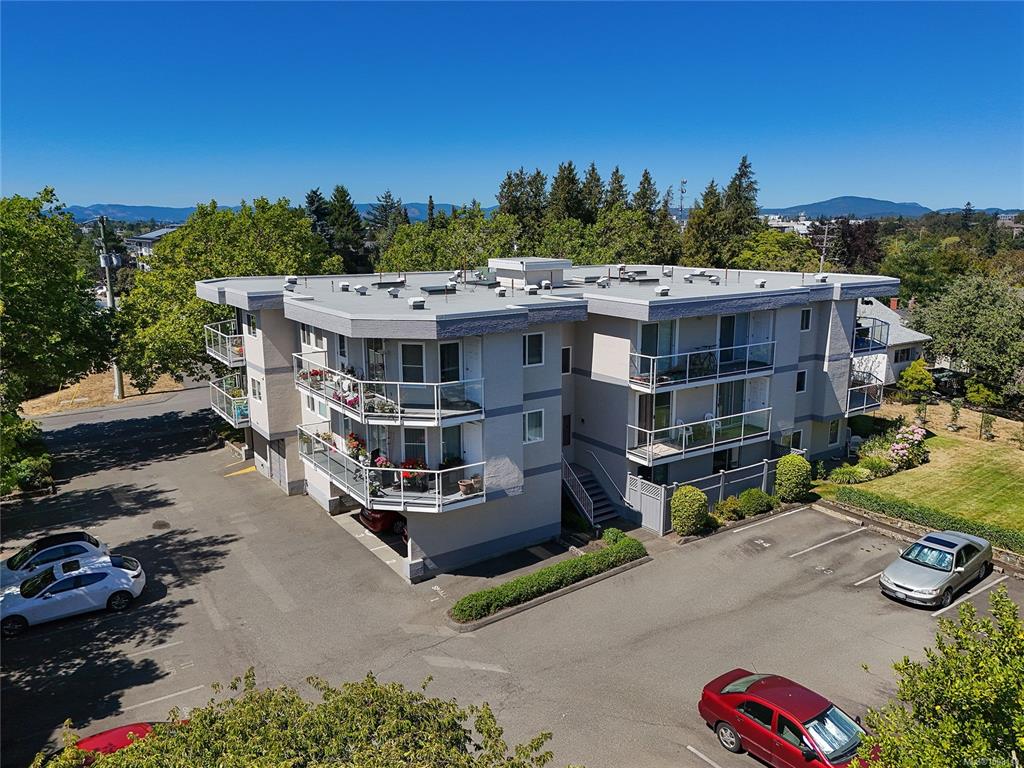 3215 Rutledge St, 1008119, BC,