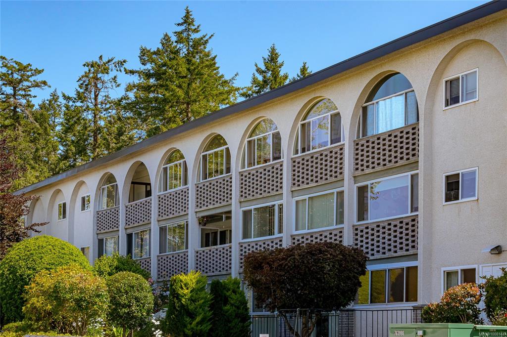 2040 White Birch Rd, 1008144, BC,