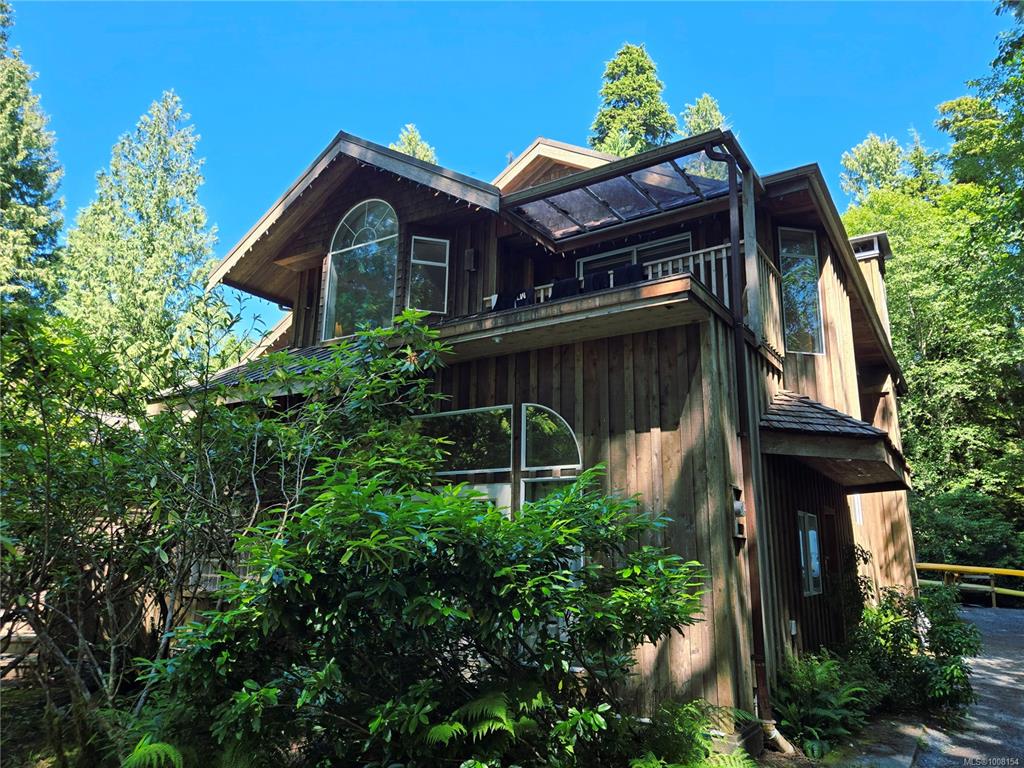 1294 Lynn Rd, 1008154, BC,