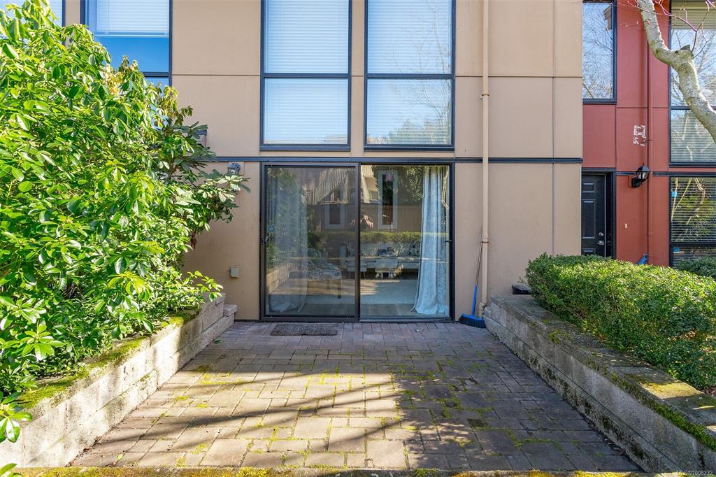 Fourth View of 880 Short St, Short Street Village, Saanich, BC, V8X 2V5