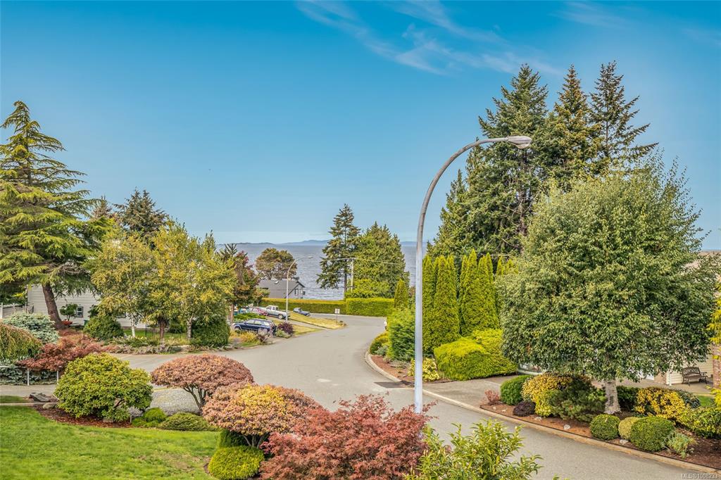 Third View of 143 Heritage Dr, Nanaimo, BC, V9V 1H8