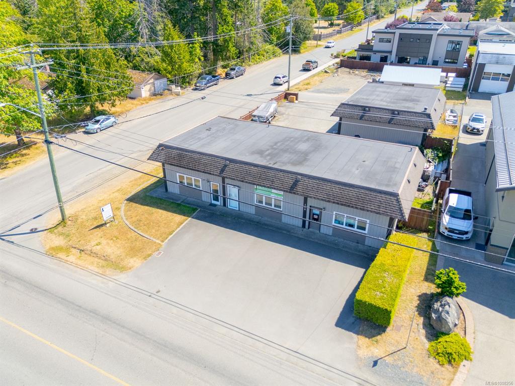 Third View of 148 Fern Rd E, Qualicum Beach, BC, V9K 1R1