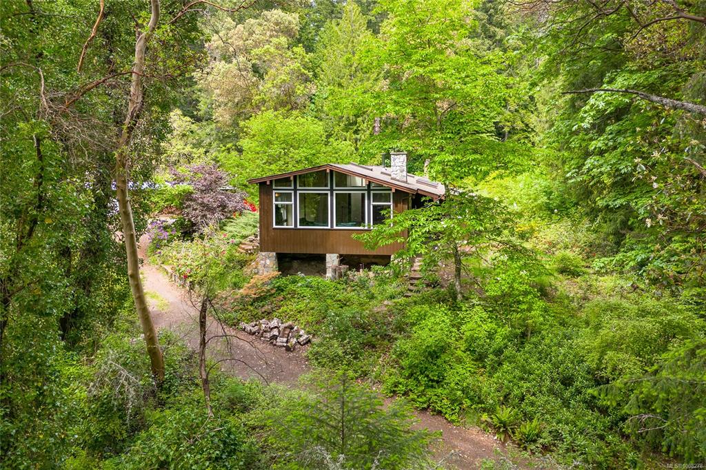 Fourth View of 456 Sparton Rd, Saanich, BC, V9E 2H4