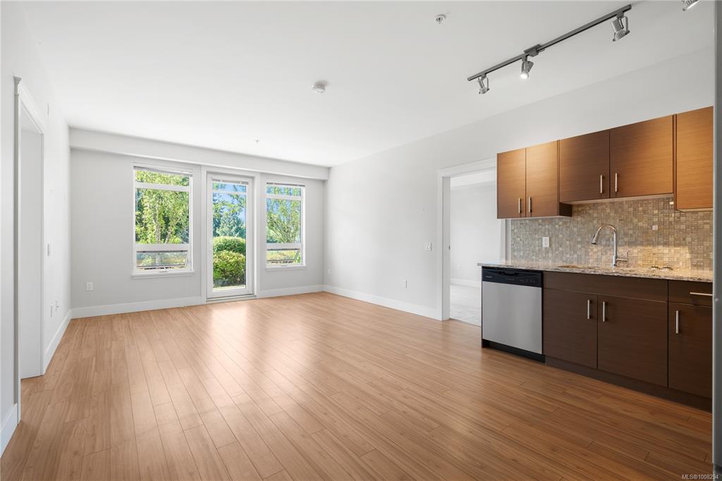 Third View of 935 Cloverdale Ave, Midtown Park, Saanich, BC, V8X 2T4