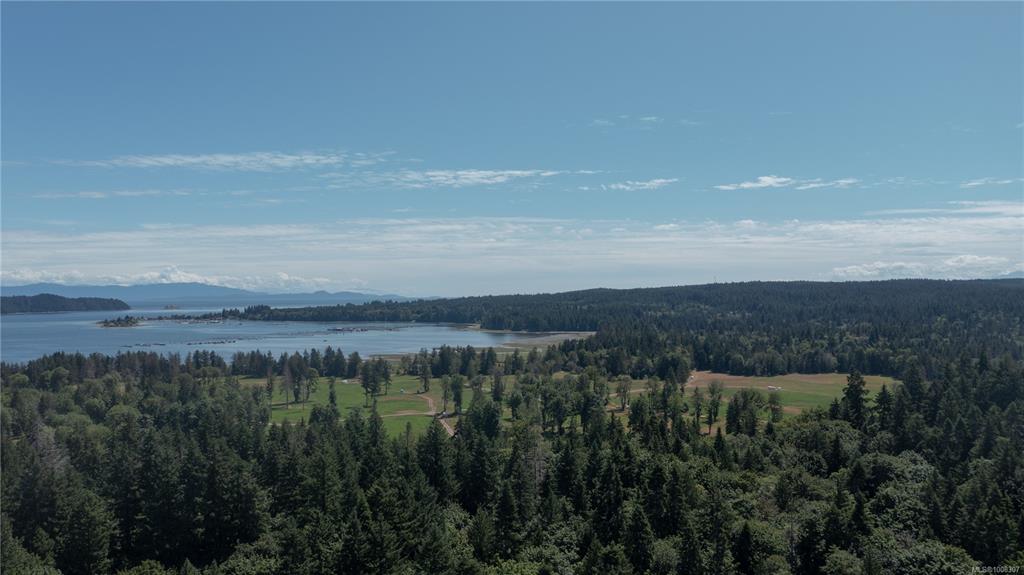 Fifth View of 8450 Berray Rd, Fanny Bay, BC, V0R 1W0