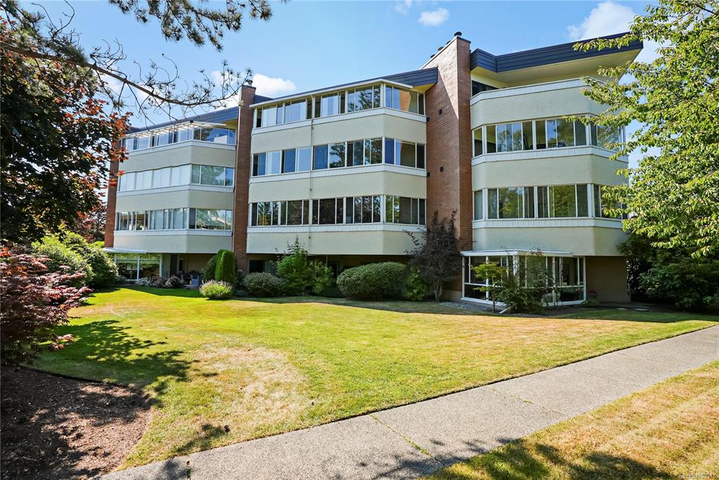 9900 Fifth St, 1008318, BC,