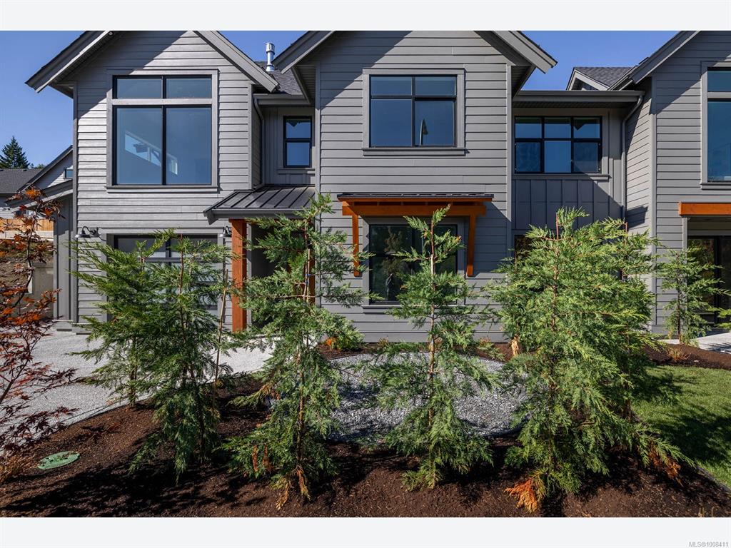 Third View of 702 B Fern Ridge Pl, Nanaimo, BC, V9R 5P5