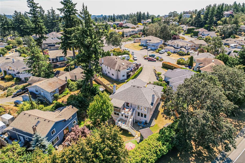 Fifth View of 1294 Carmichael Crt, Saanich, BC, V8Z 7B9