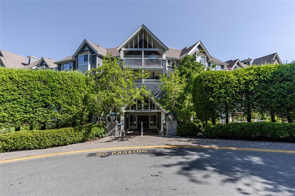 5650 Edgewater Lane, 1008442, BC,