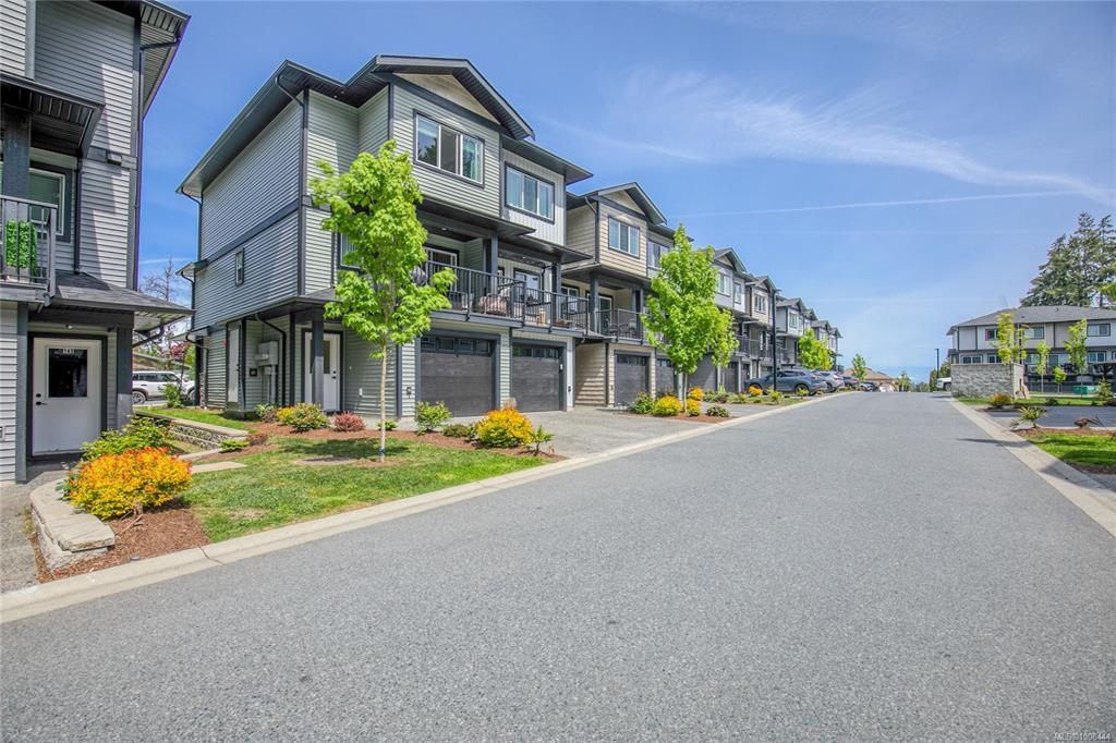 Fifth View of 600 Ninth St, The Southbend, Nanaimo, BC, V9R 0L4