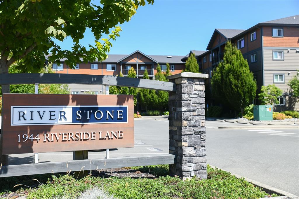 1944 Riverside Lane, 1008461, BC,