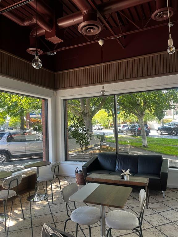 Fourth View of 911 Yates St, Victoria, BC, V8V 3M4