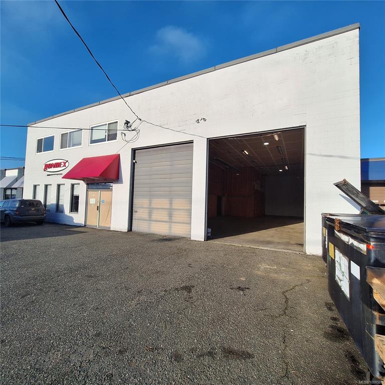 Second View of 3043 Barons Rd, Nanaimo, BC, V9T 3Y6