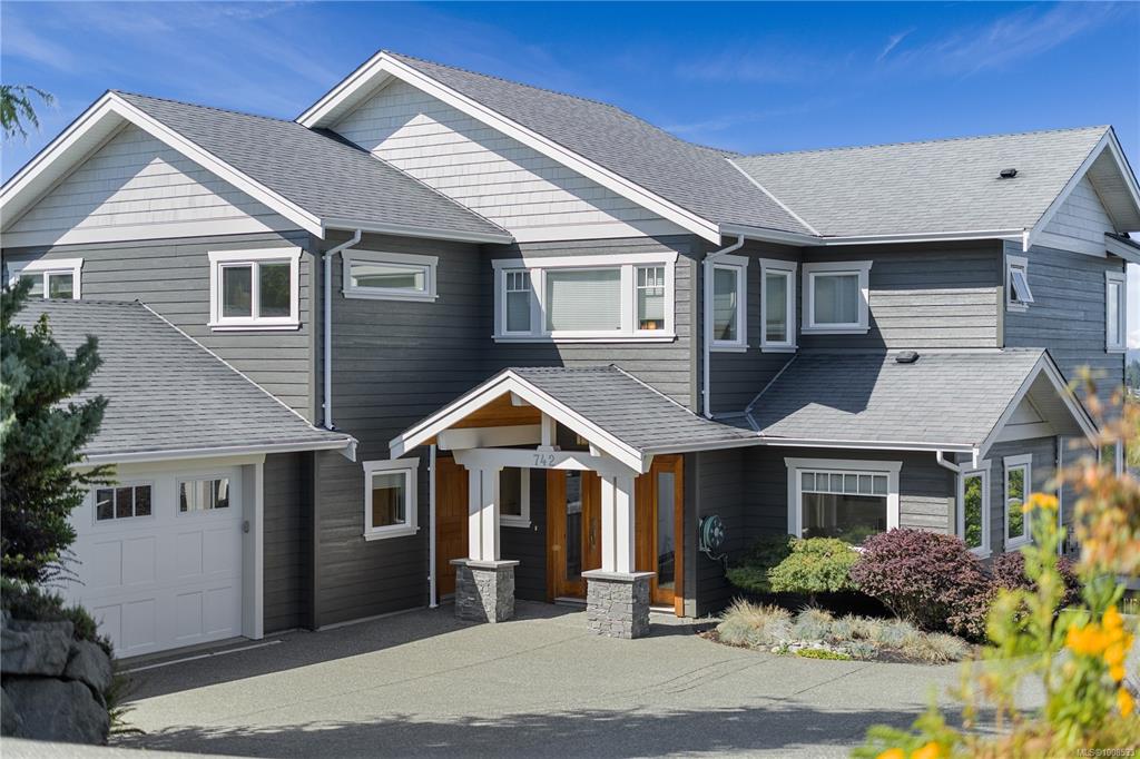 Fourth View of 742 Nelson Rd, Campbell River, BC, V9H 0A1