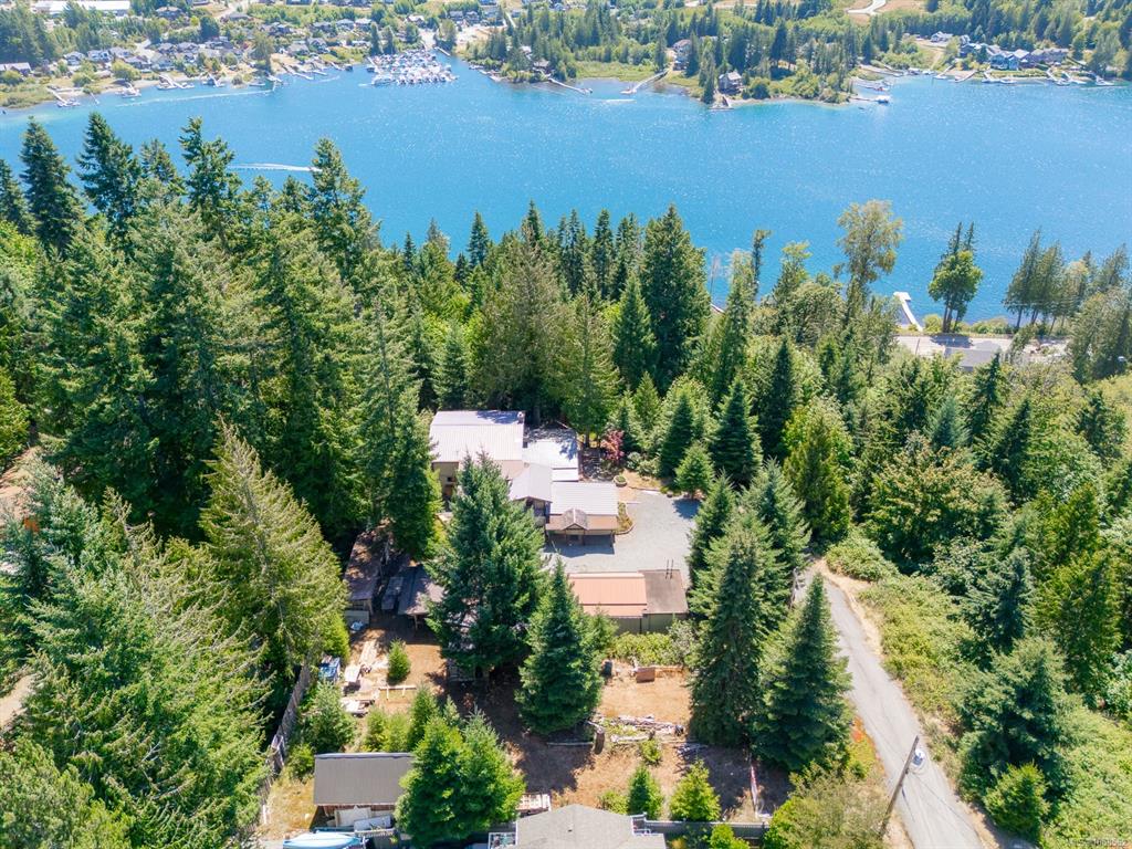 300 304 Deer Rd, 1008562, BC,