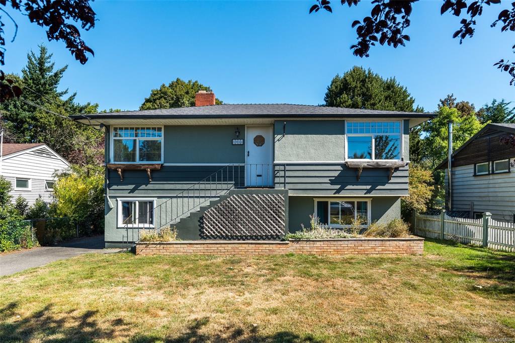 Second View of 1914 Leighton Rd, Victoria, BC, V8R 1N4
