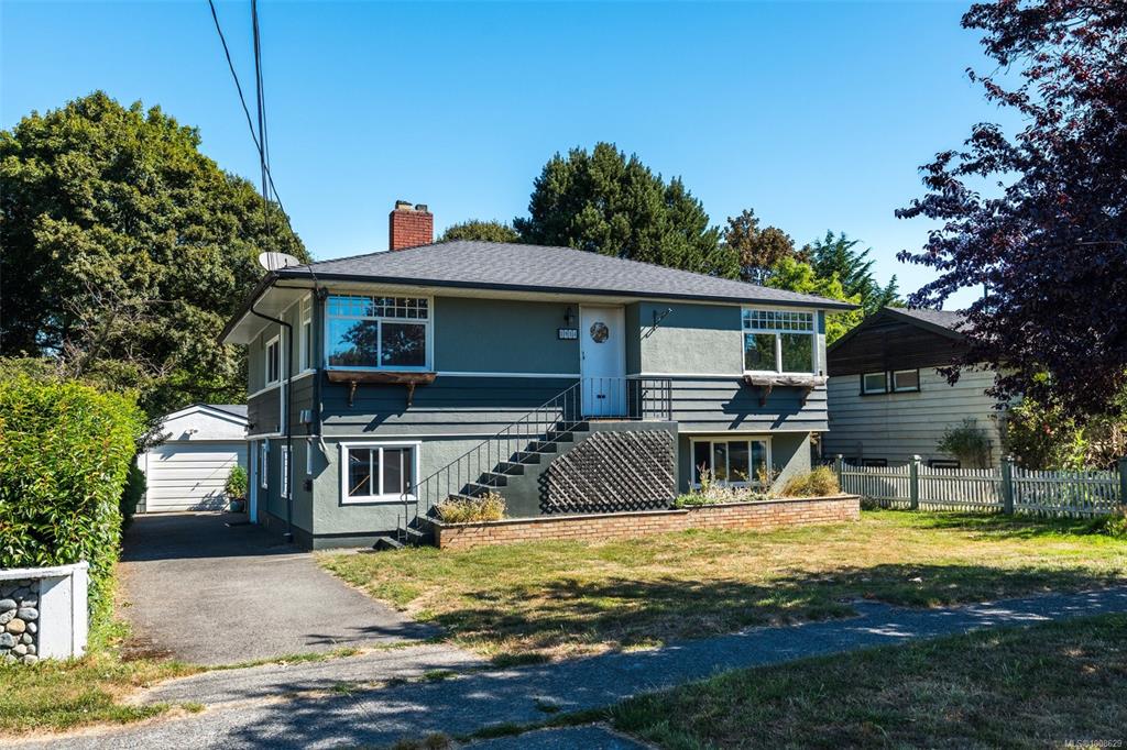Fourth View of 1914 Leighton Rd, Victoria, BC, V8R 1N4