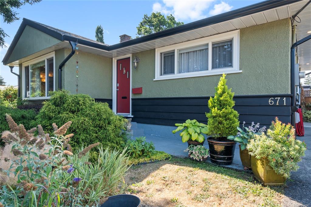 671 Chelsea St, 1008647, BC,