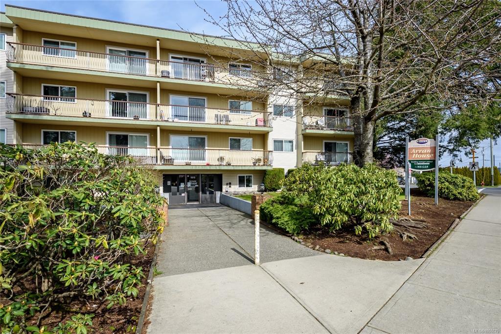 1015 Cumberland Rd, 1008679, BC,