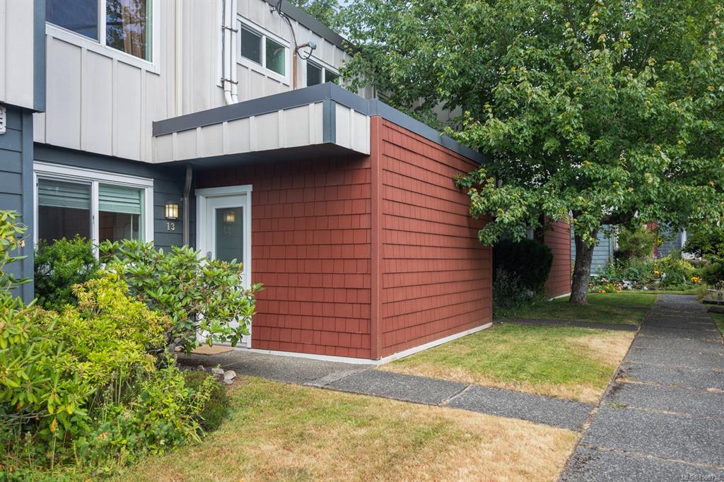 Second View of 255 Anderton Ave, Parkview Place, Courtenay, BC, V9N 2G9