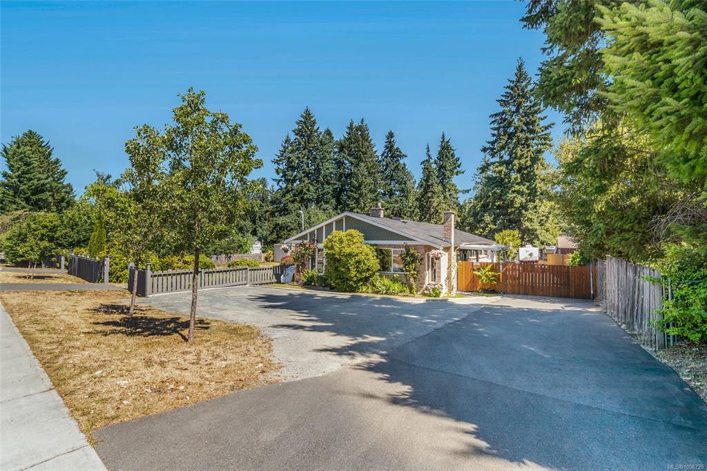 5624 Metral Dr, 1008720, BC,