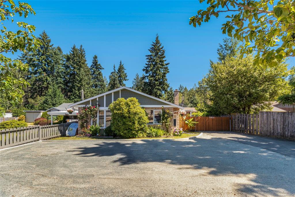 Third View of 5624 Metral Dr, Nanaimo, BC, V9T 2L3