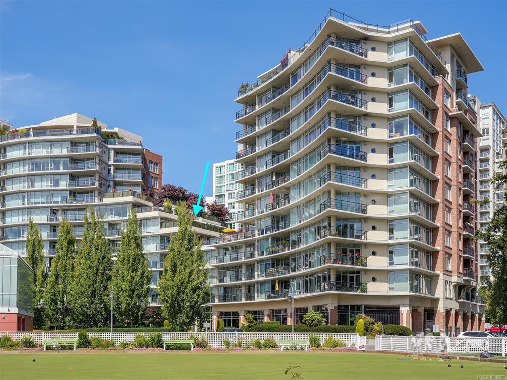 Third View of 737 Humboldt St, Aria, Victoria, BC, V8W 1B1