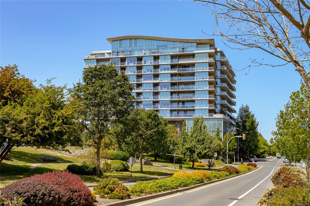 Fourth View of 160 Wilson St, Victoria, BC, V9A 7P9