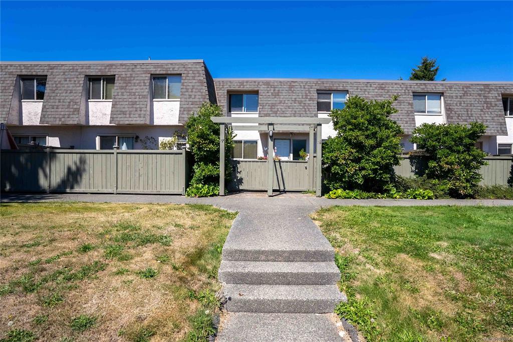 4061 Larchwood Dr, 1008804, BC,