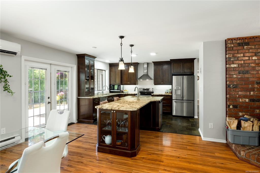 Fifth View of 3428 Juriet Rd, Nanaimo, BC, V9G 1C8
