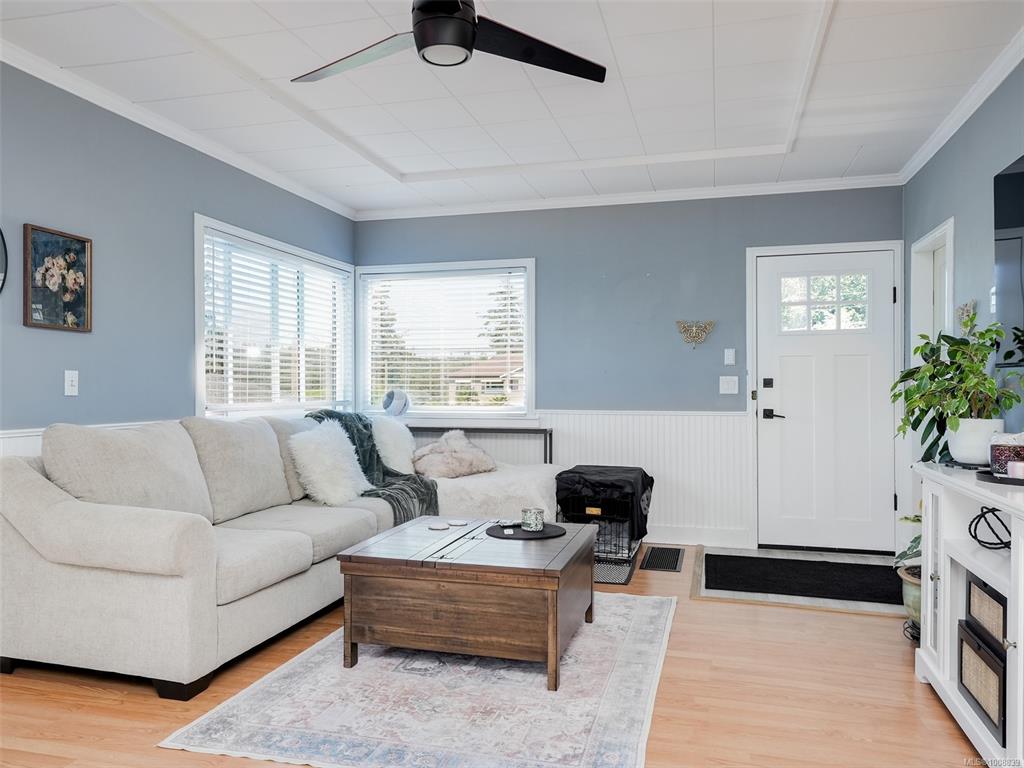 Fifth View of 1385 Hastings St, Saanich, BC, V8Z 2W6