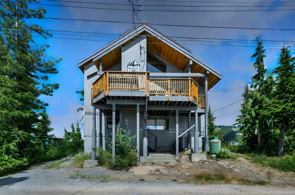 Third View of 886 Jutland Terr, Courtenay, BC, V9J 1L0