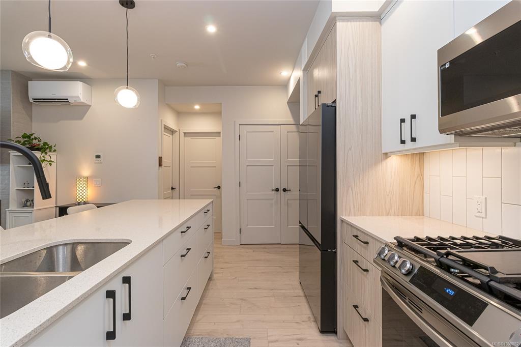 Second View of 958 Pharoah Mews, Triple Crown, Langford, BC, V9B 6W6