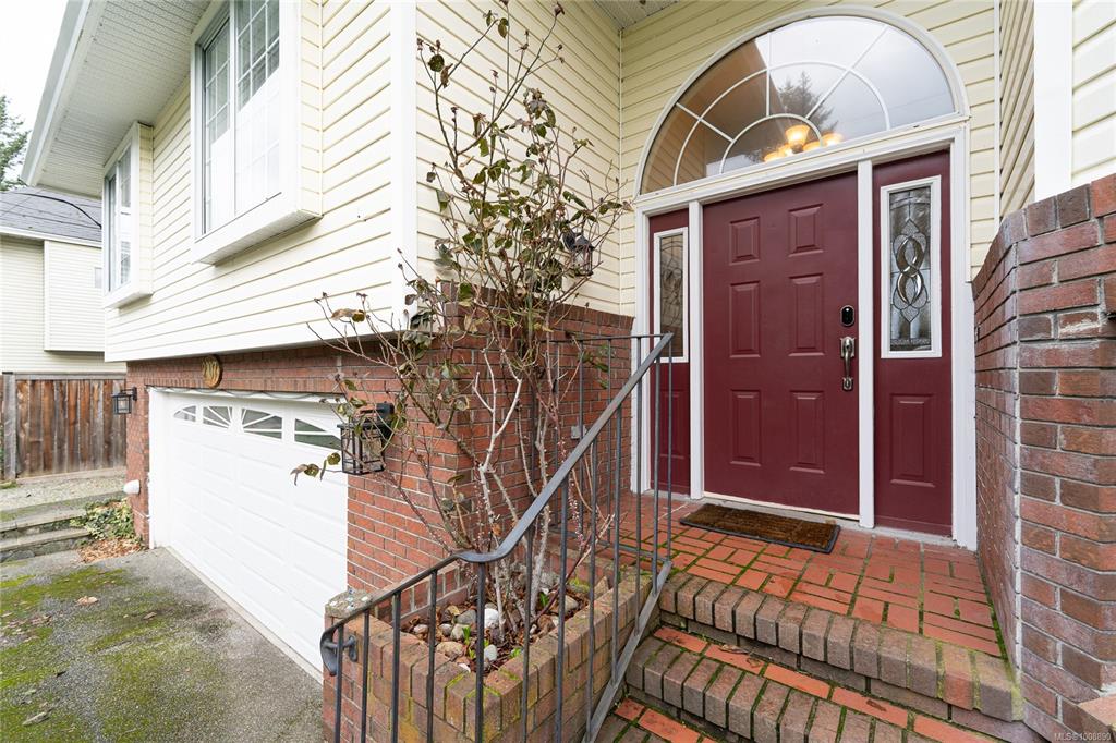 Third View of 2107 Amethyst Way, Sooke, BC, V9Z 0M2