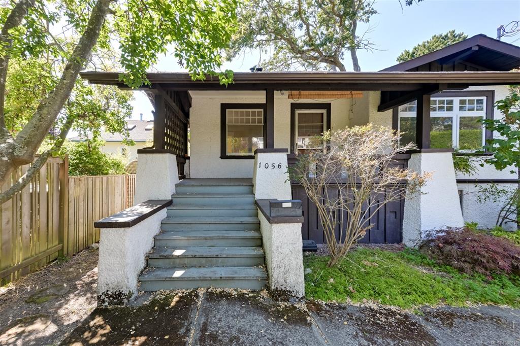 1056 Foul Bay Rd, 1008910, BC,