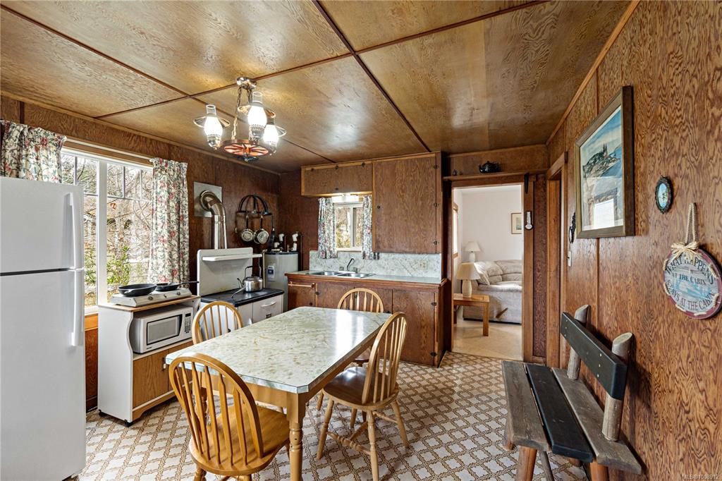 Fourth View of 6100 Island Hwy W, Qualicum Beach, BC, V9K 2E2